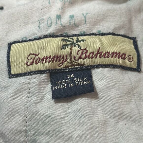 Tommy Bahama Men’s Pleated Front 100% Silk Black shorts size 36 - Picture 4 of 6